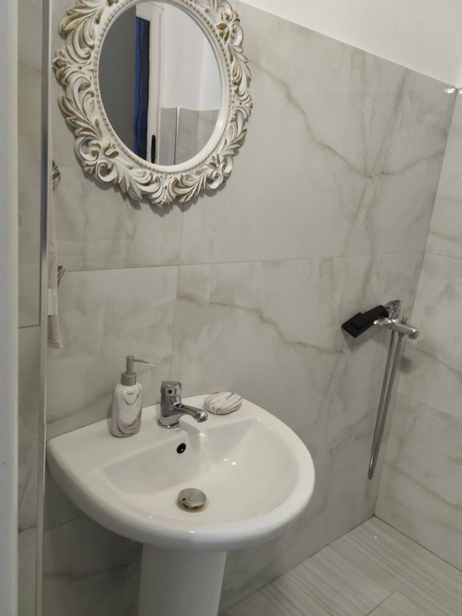 Dim'S Villas Κηπαρό Δωμάτιο φωτογραφία