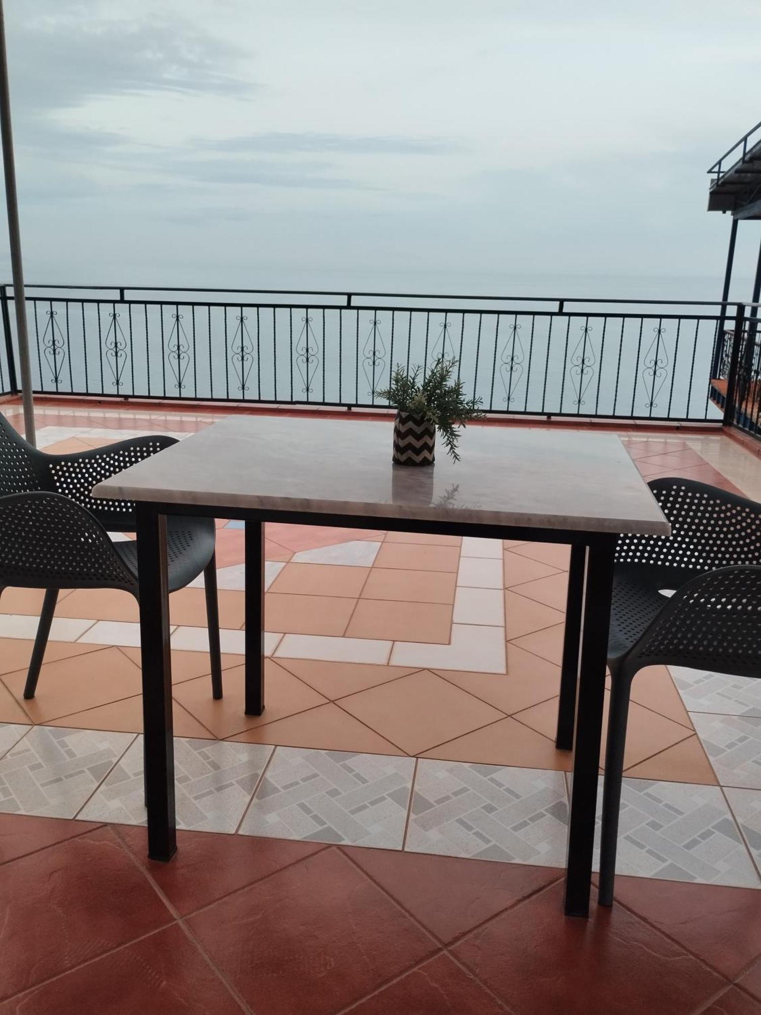 Dim'S Villas Κηπαρό Δωμάτιο φωτογραφία